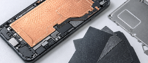 Cross-section of a smartphone revealing advanced liquid cooling and graphene layers